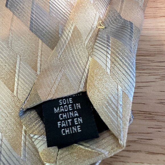 Crazy Horse Mens Silk Tie Treated With Stain Resistant Protector - Picture 8 of 8